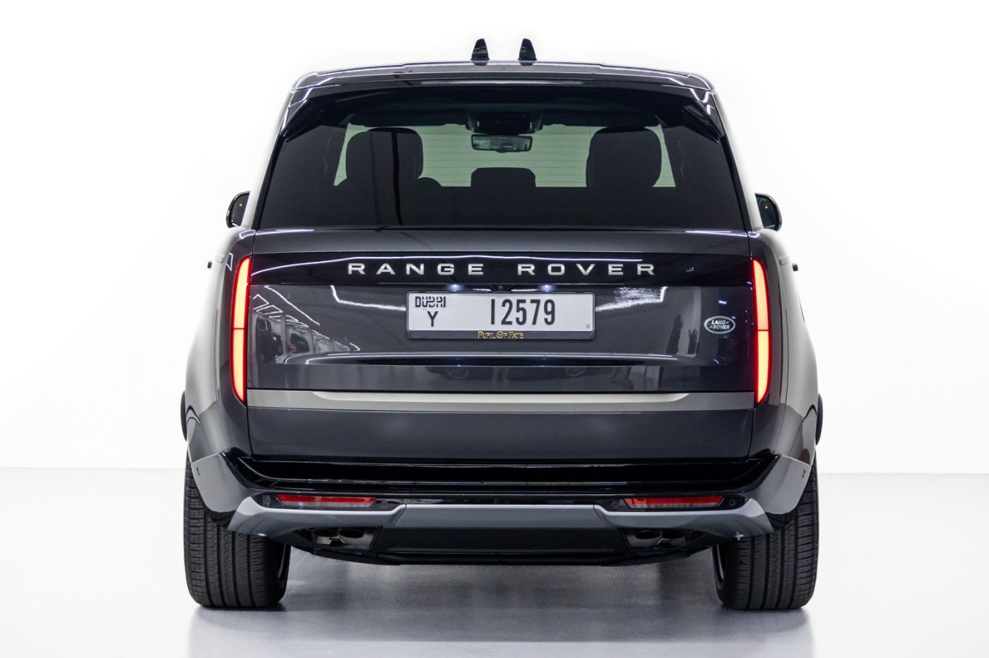 Land Rover Range Rover Vogue HSE V8 P530 gallery image 7
