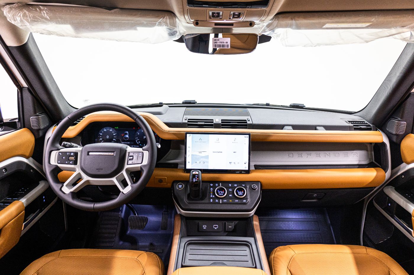 Land Rover Defender 110 HSE V6 P400 gallery image 7