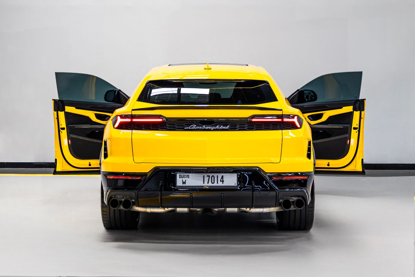 Lamborghini Urus SE gallery image 5