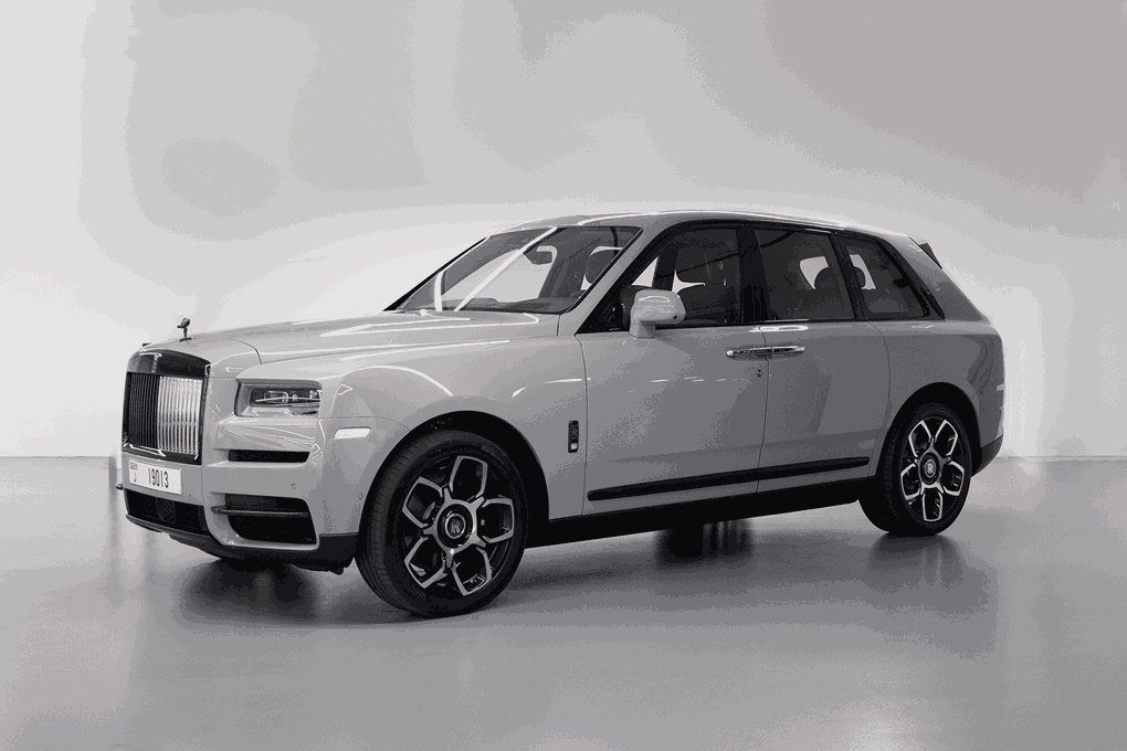 Rolls-Royce Cullinan Black Badge luxury car rental in Dubai