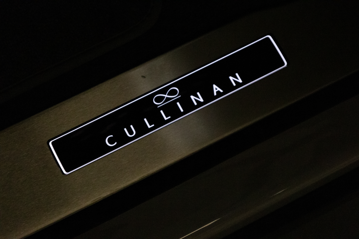 Rolls-Royce Cullinan Black Badge gallery image 5