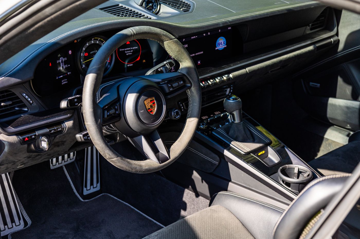 Porsche 911 992 GT3 gallery image 1