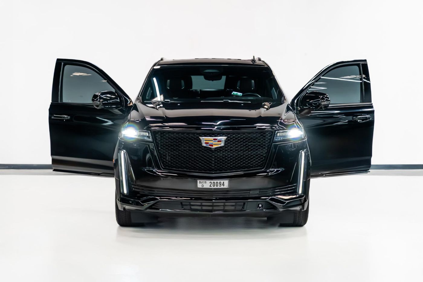 Cadillac Escalade Sport Platinum gallery image 1