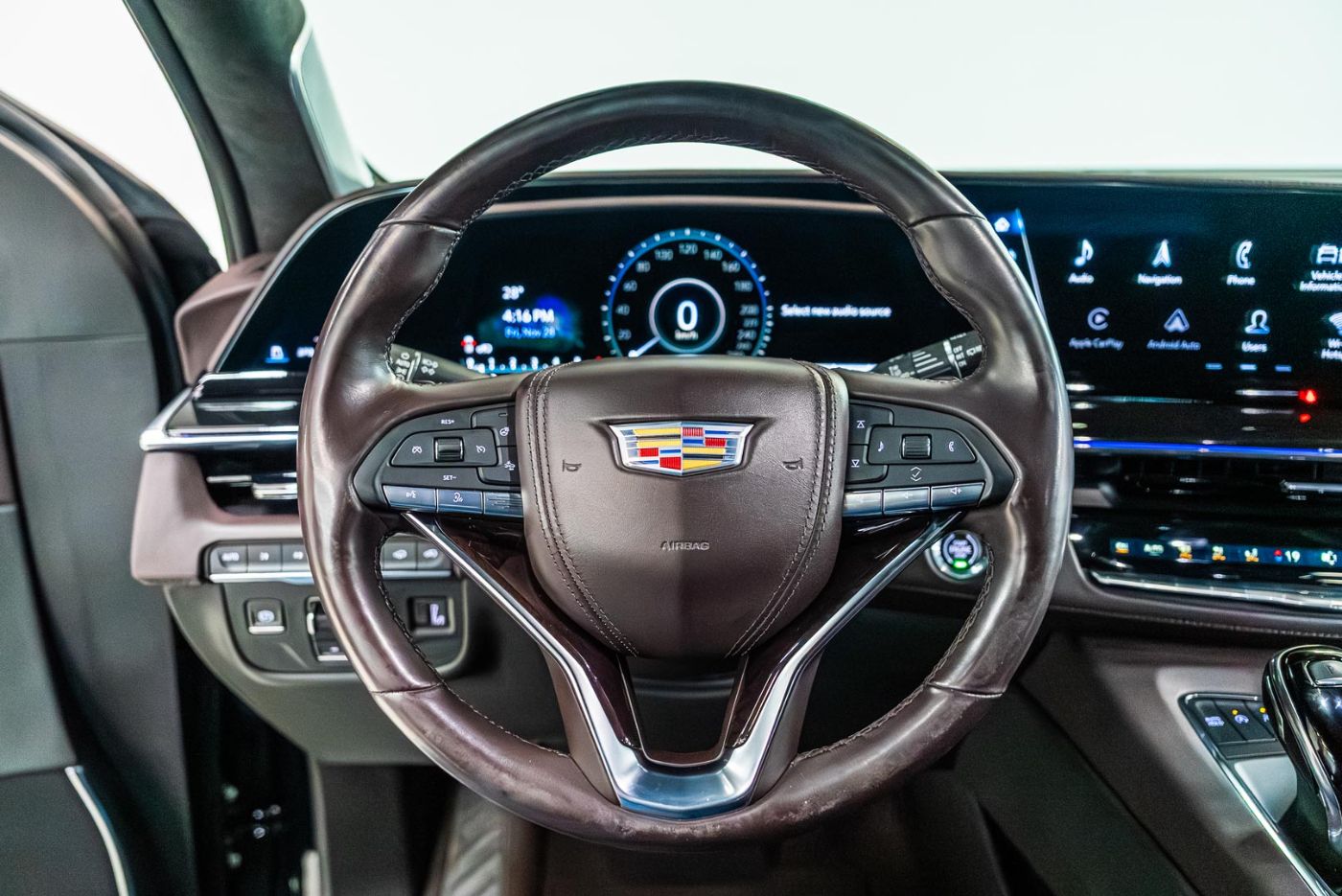 Cadillac Escalade Sport Platinum gallery image 4