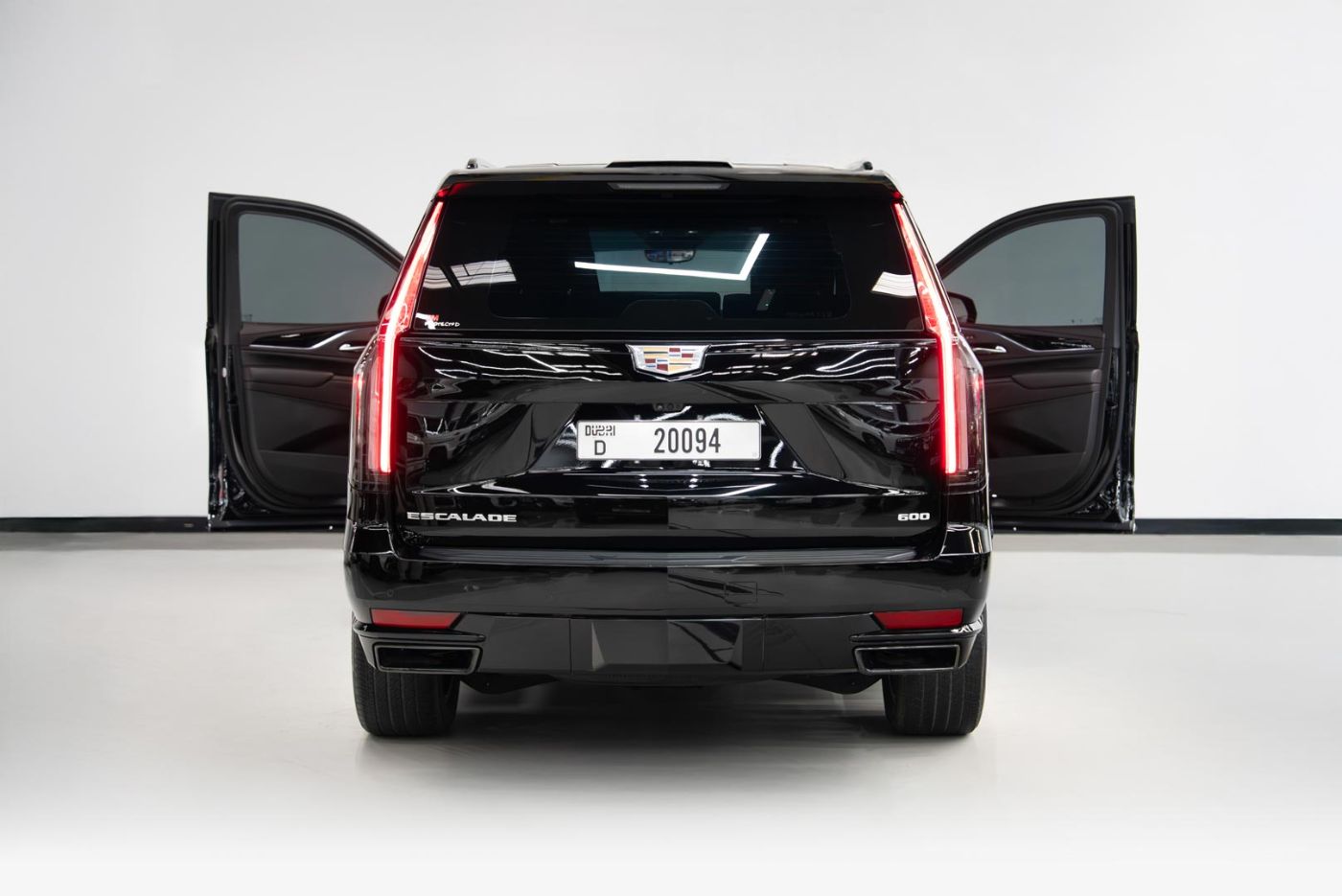 Cadillac Escalade Sport Platinum gallery image 6
