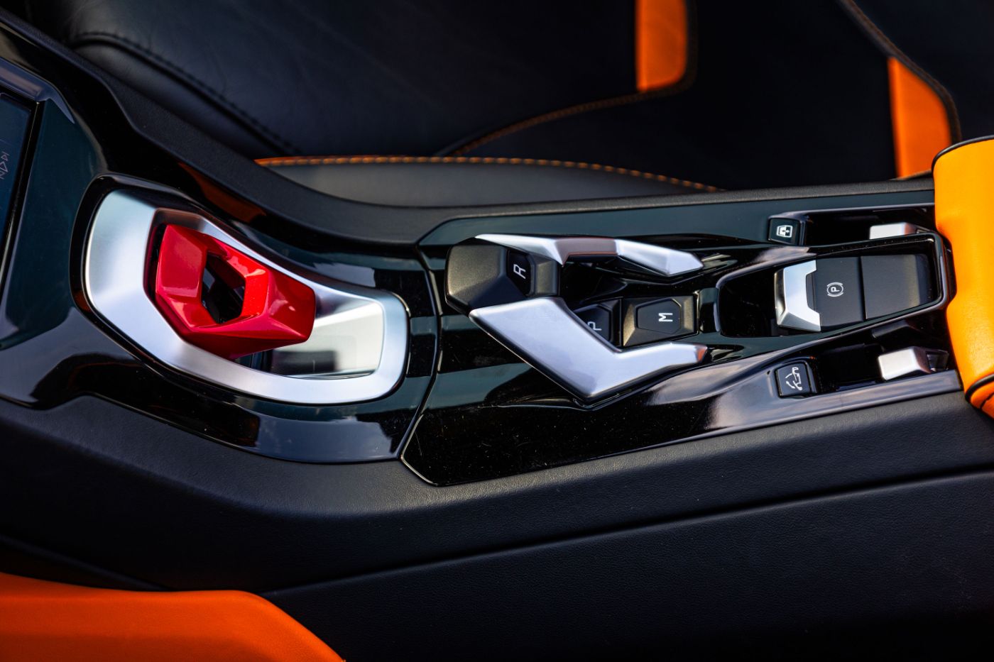 Lamborghini Huracan EVO Spyder gallery image 5