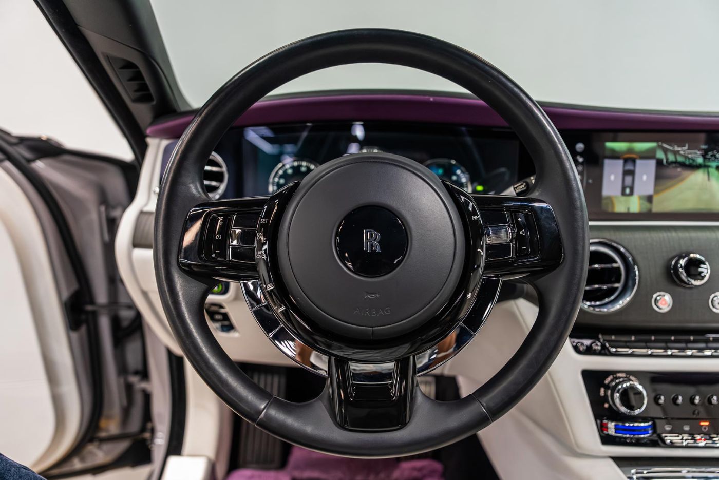 Rolls-Royce Ghost gallery image 2