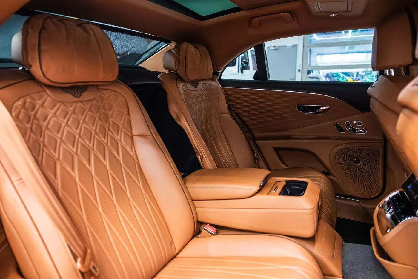 Bentley Flying Spur 2022 - Image 6 Bentley Flying Spur 2022 - Image 6