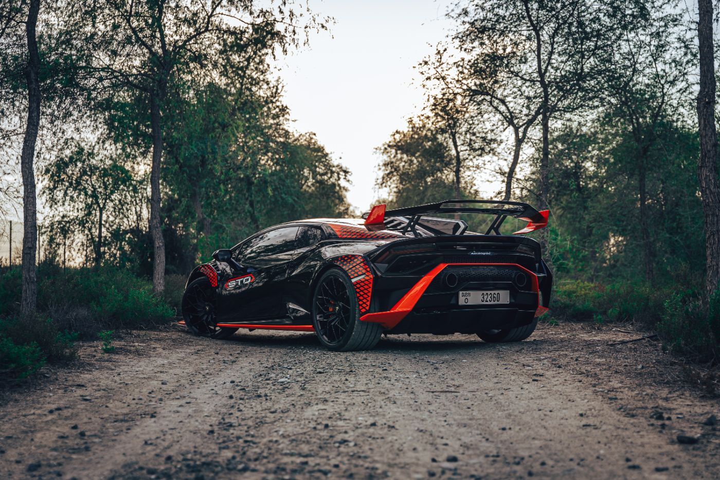 Lamborghini Huracan STO gallery image 4