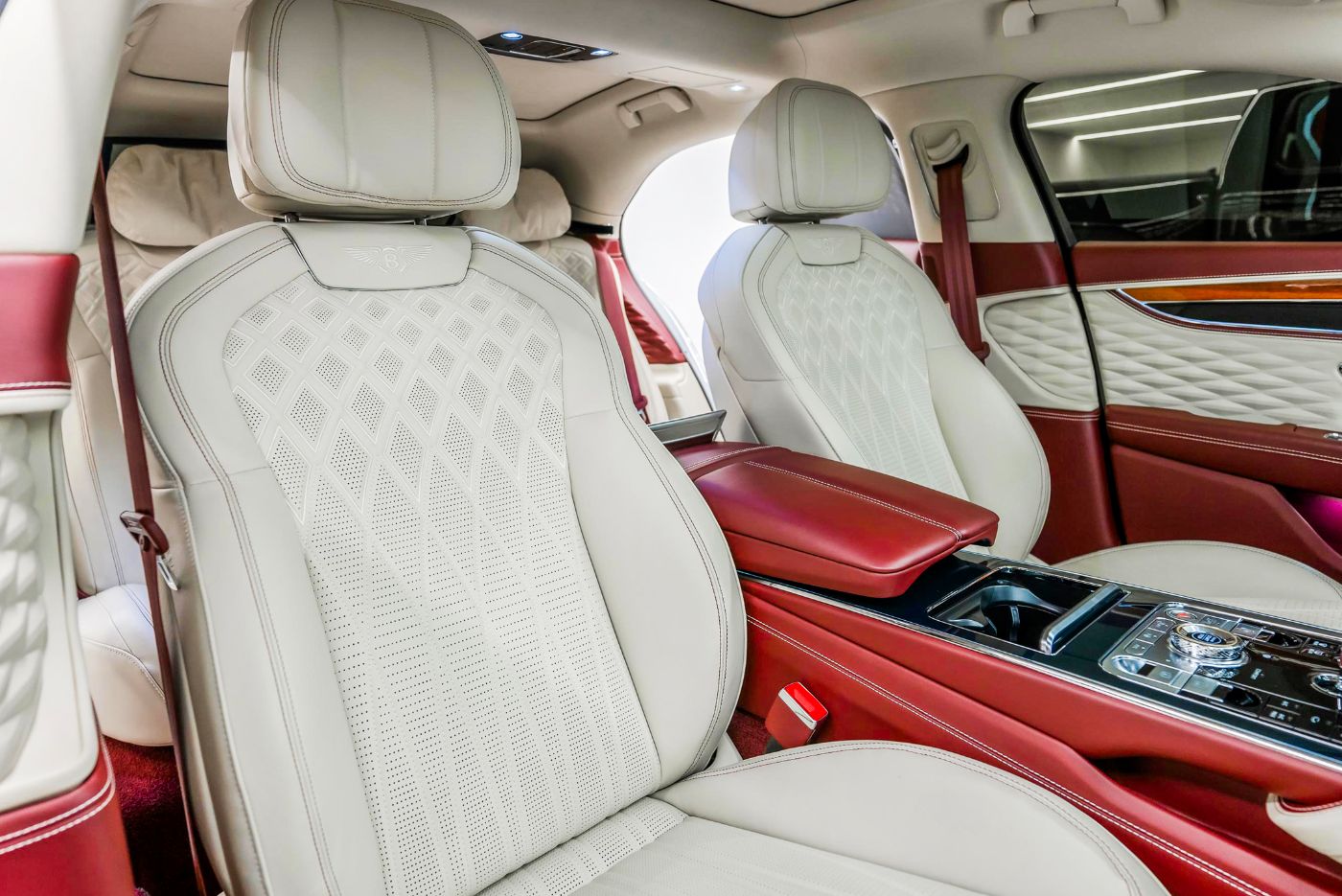 Bentley Flying Spur gallery image 2