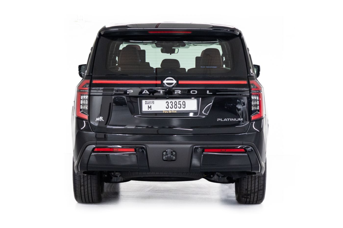 Nissan Patrol LE Platinum gallery image 3