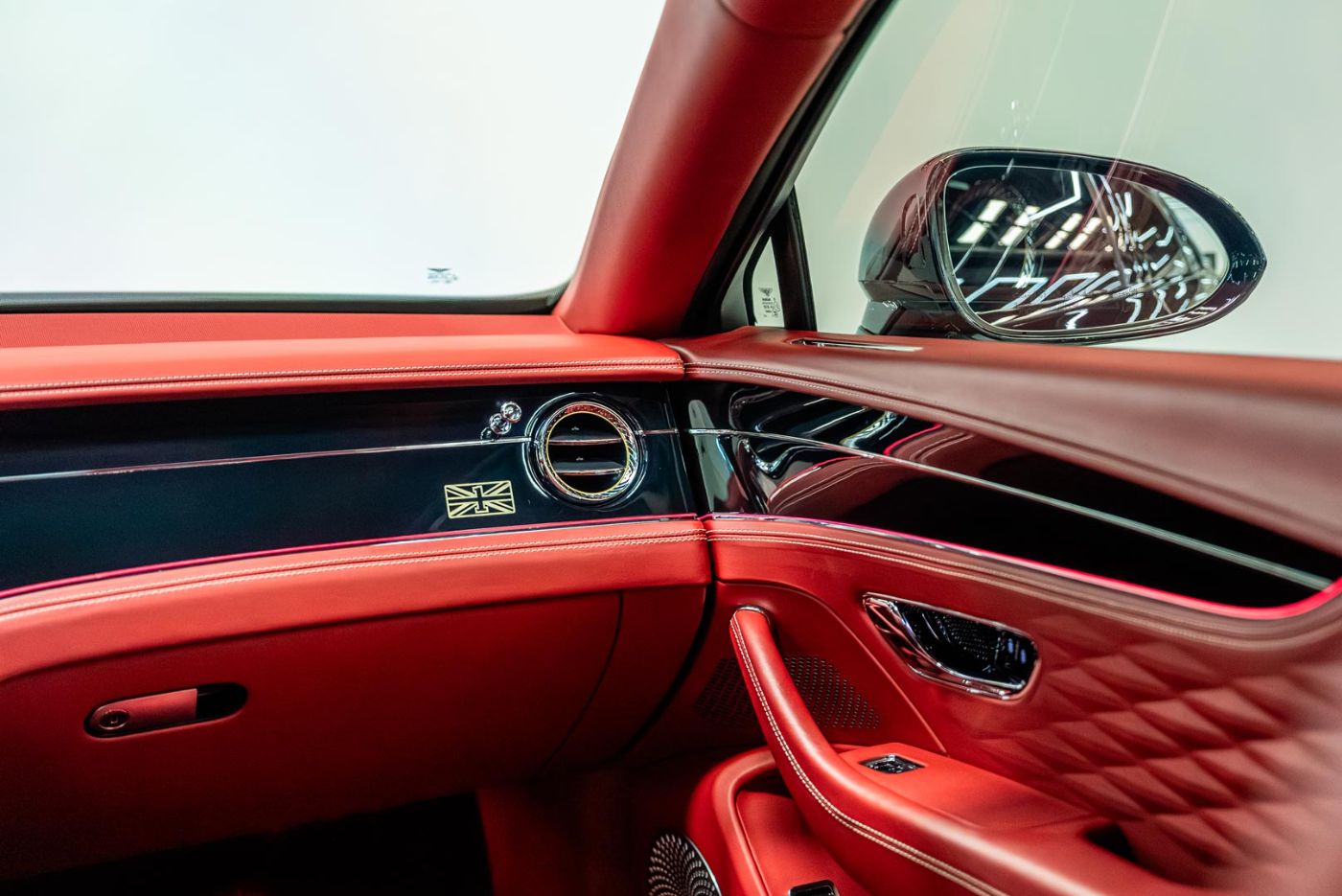 Bentley Flying Spur gallery image 3