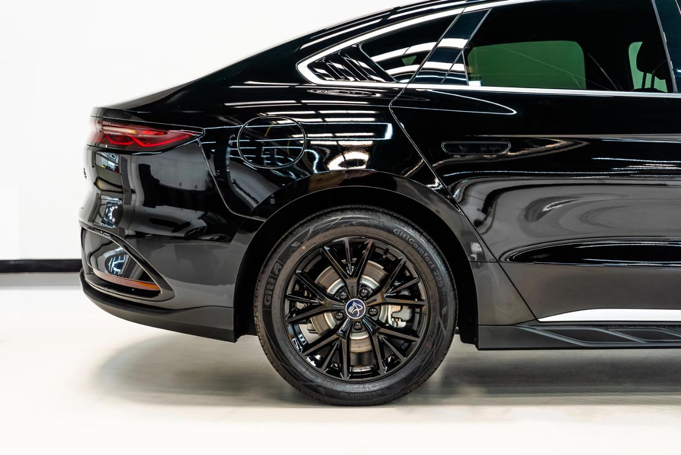 BYD Han DM-i gallery image 7