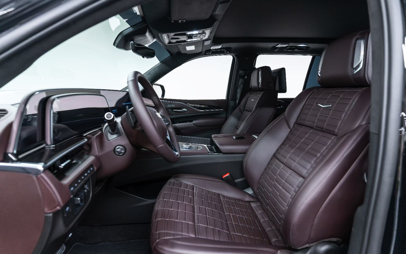 Cadillac Escalade Sport Platinum gallery image 1