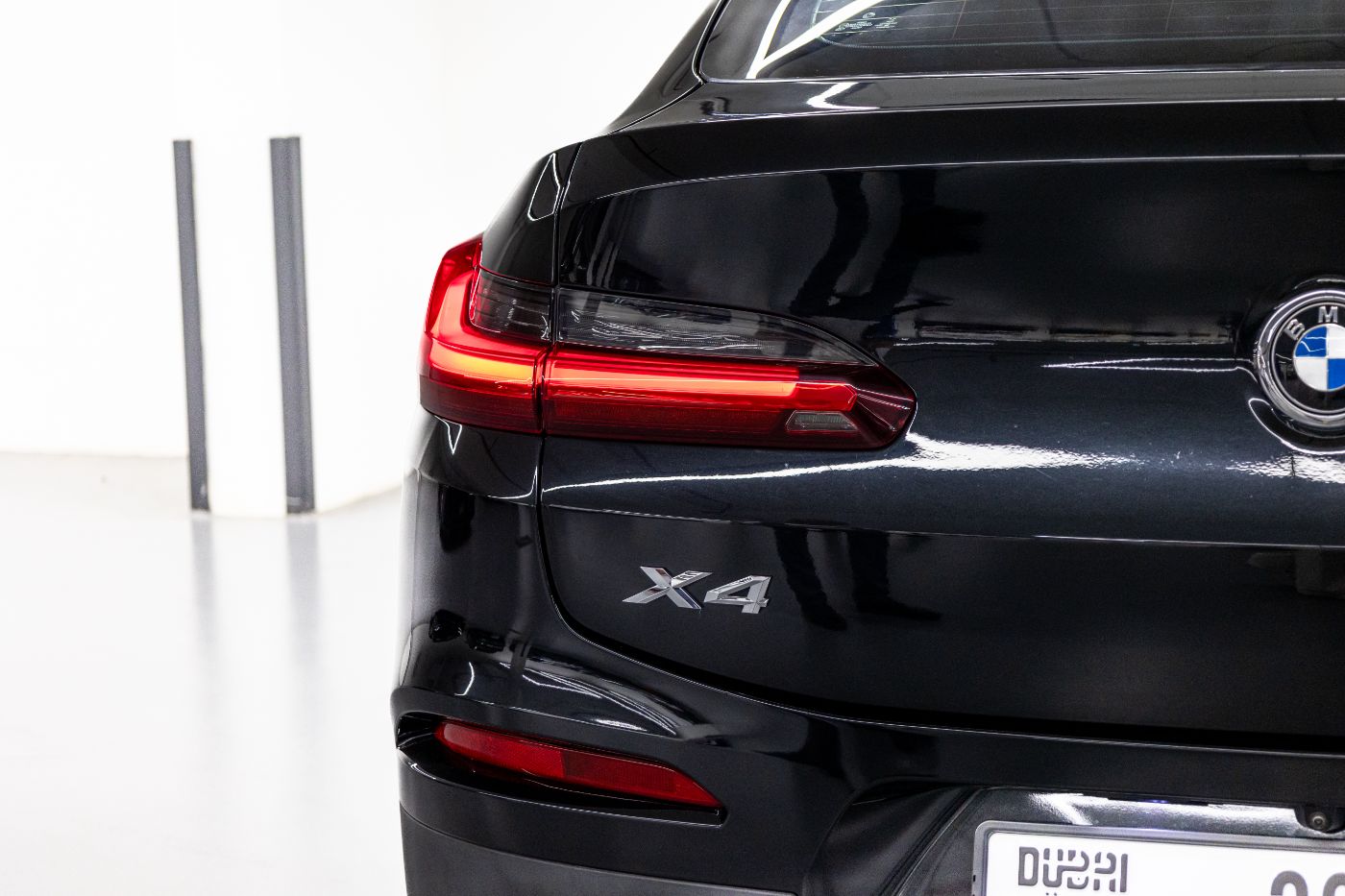 BMW X4 gallery image 8