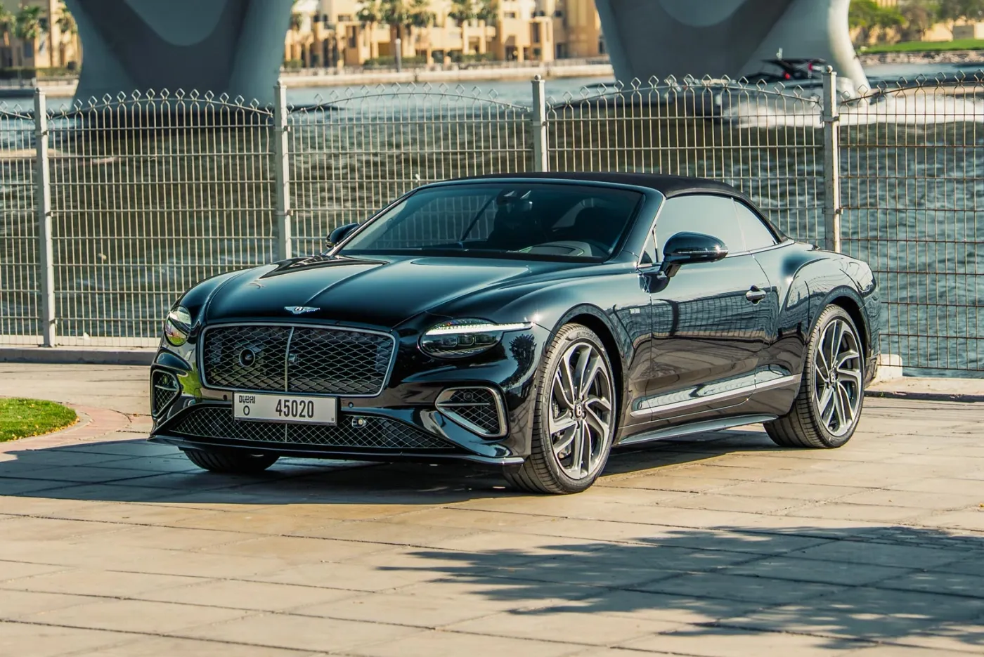 Bentley Continental GTC — photo 3