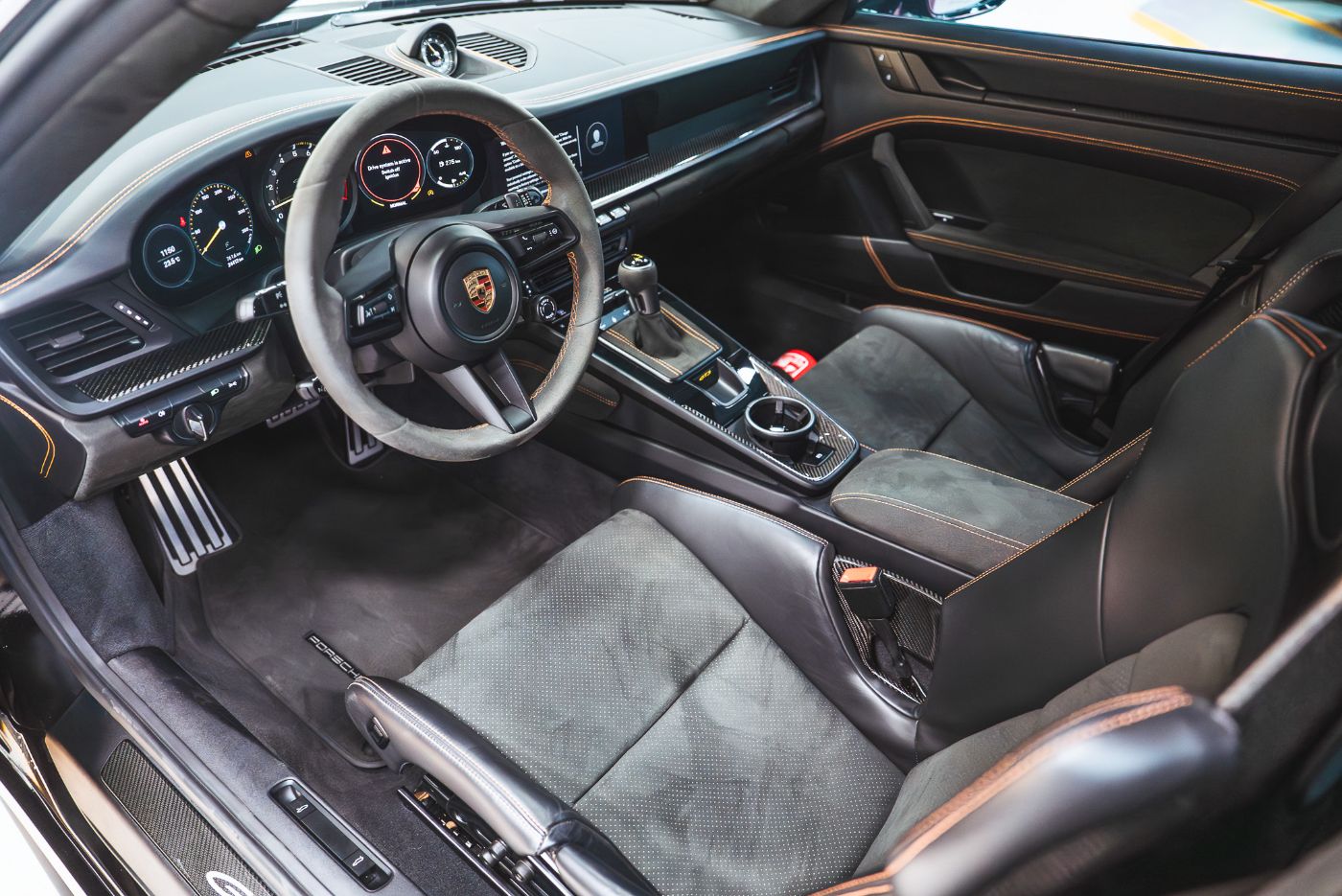 Porsche 911 992 GT3 gallery image 7
