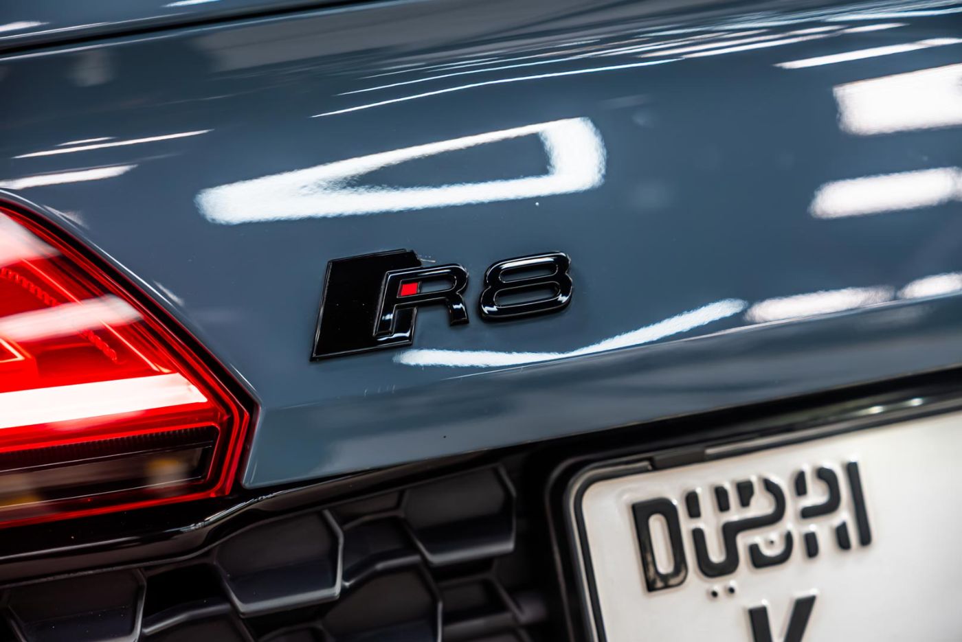 Audi R8 V10 gallery image 6