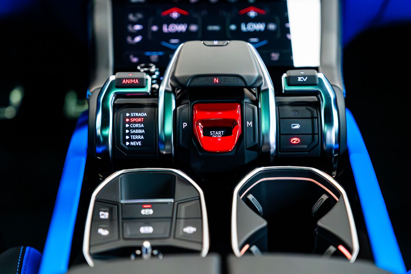 Lamborghini Urus SE gallery image 6