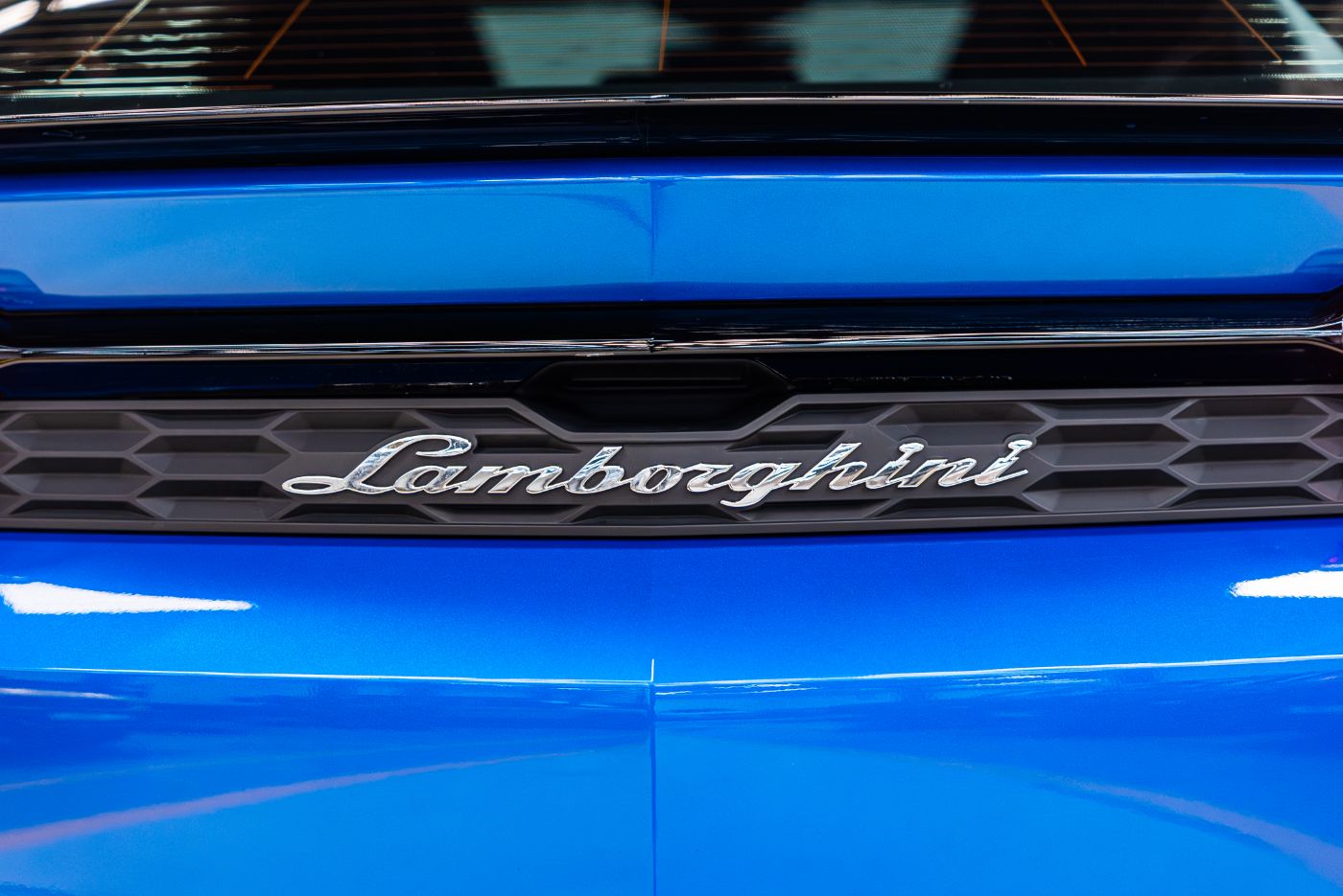 Lamborghini Urus SE gallery image 7