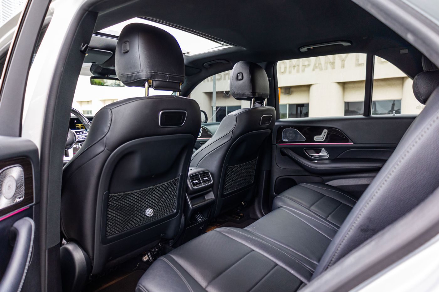 Mercedes Benz GLE 350D gallery image 2