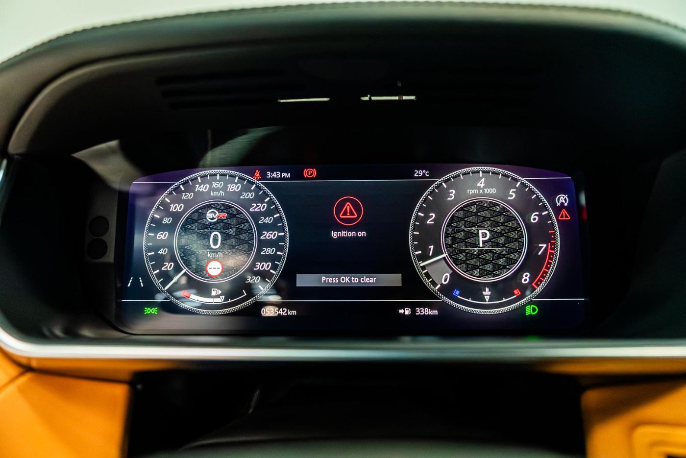 Land Rover Range Rover SVR gallery image 5