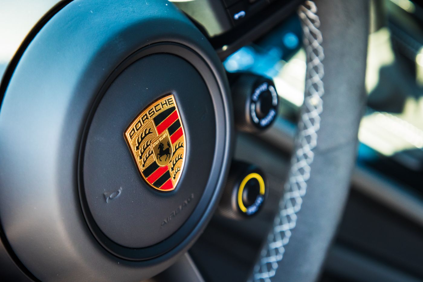 Porsche 911 992 GT3 RS gallery image 2