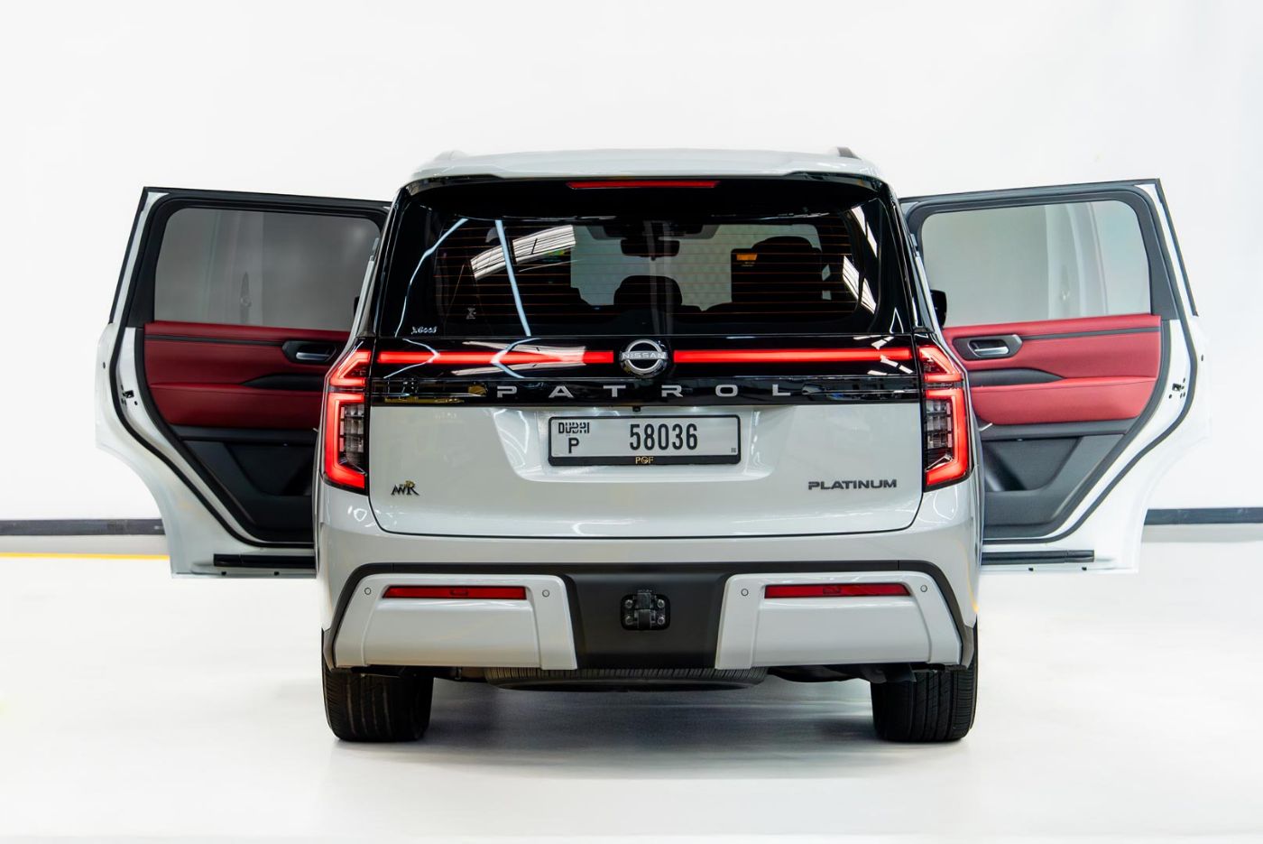 Nissan Patrol LE Platinum gallery image 5