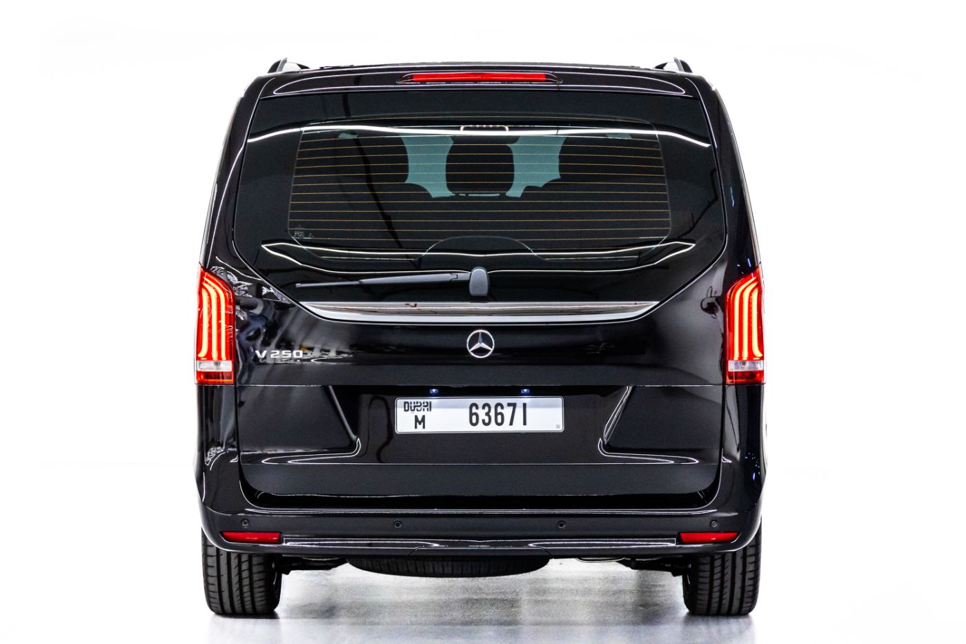Mercedes Benz V250 gallery image 8