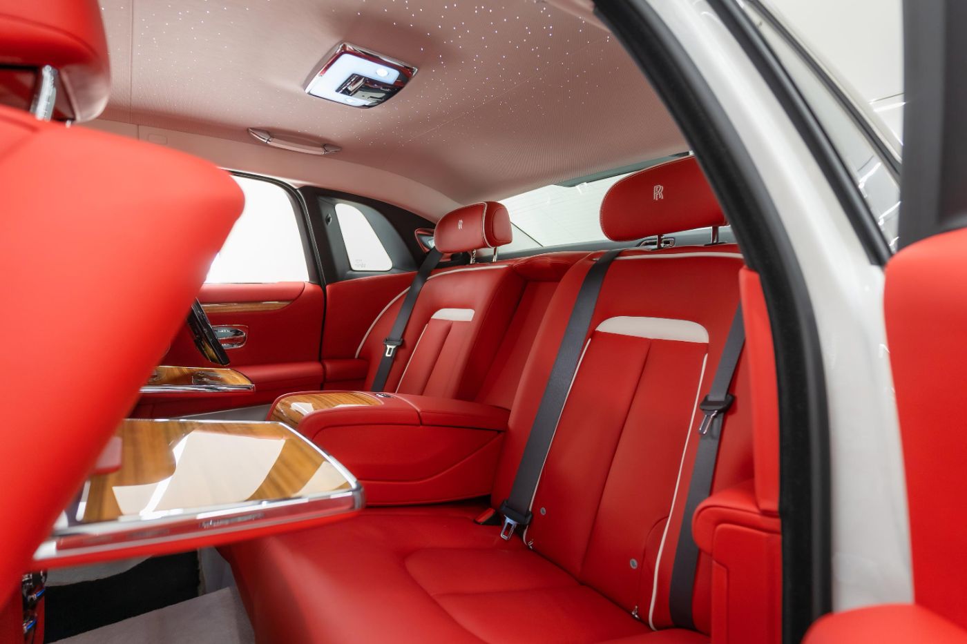 Rolls-Royce Ghost gallery image 4