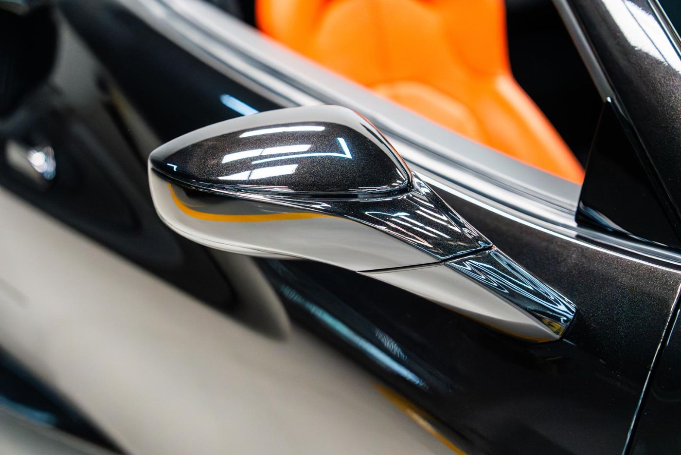 Ferrari F8 Spider gallery image 3