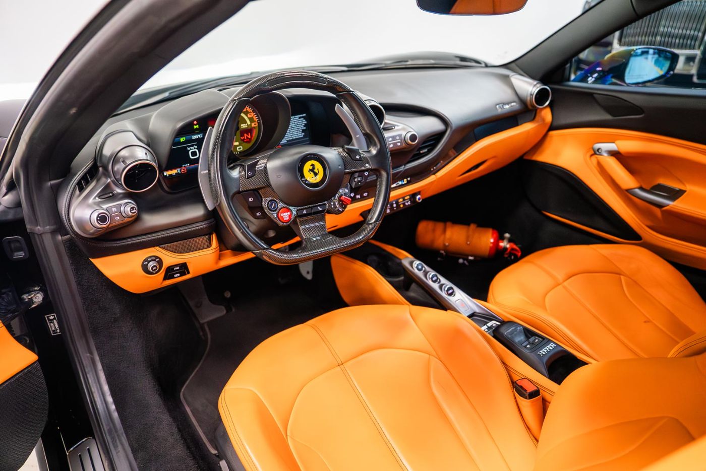 Ferrari F8 Spider gallery image 5