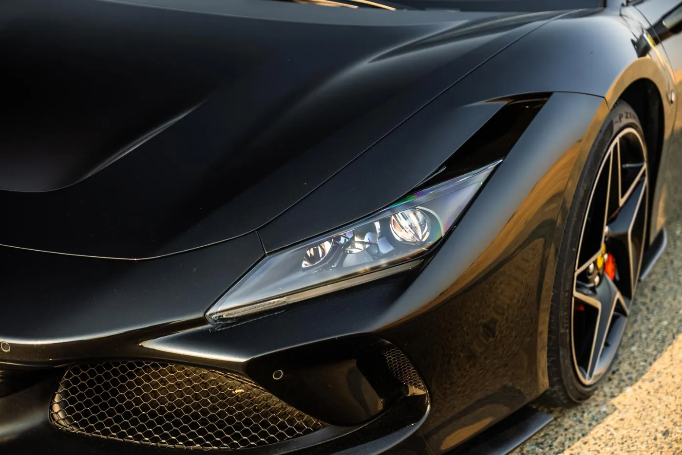 Ferrari F8 Spider 2023 - Image 4