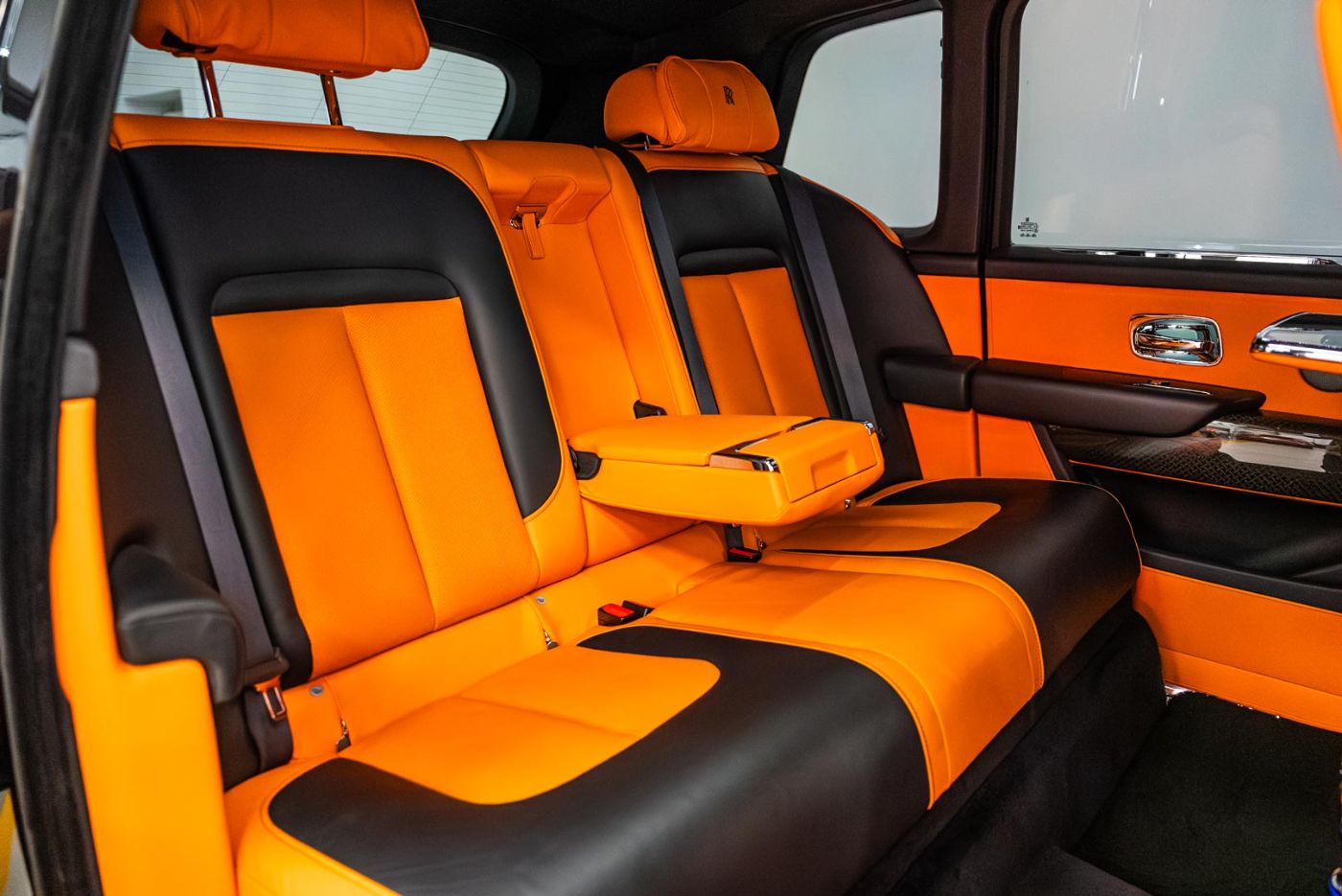 Rolls-Royce Cullinan Black Badge gallery image 3