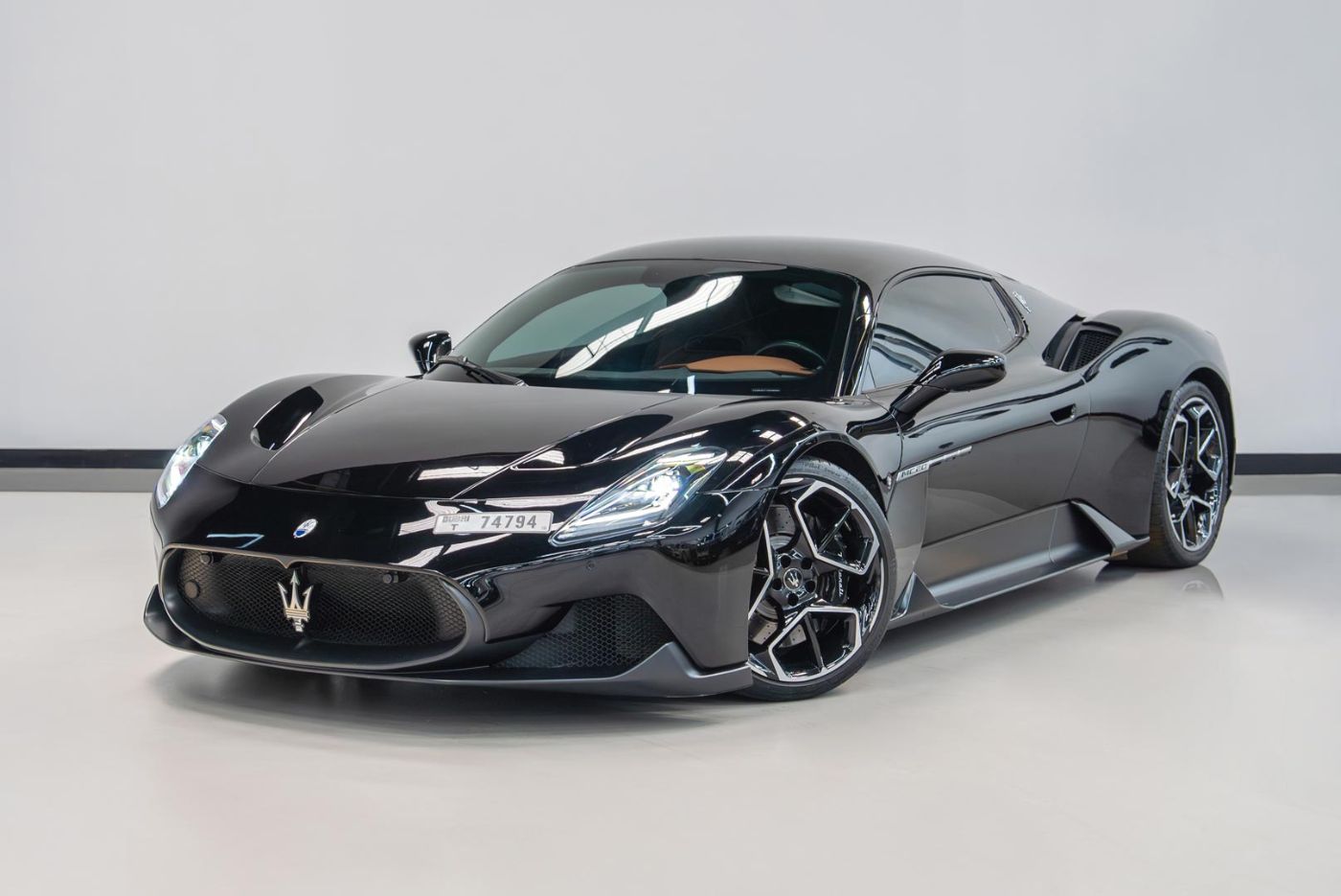 Maserati MC20 luxury car rental in Dubai