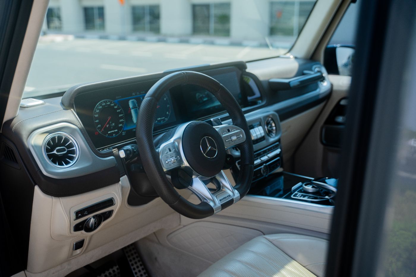 Mercedes Benz G63 AMG gallery image 1