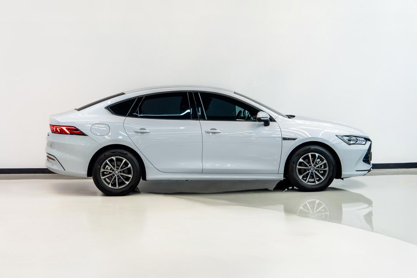 BYD Qin Plus gallery image 2