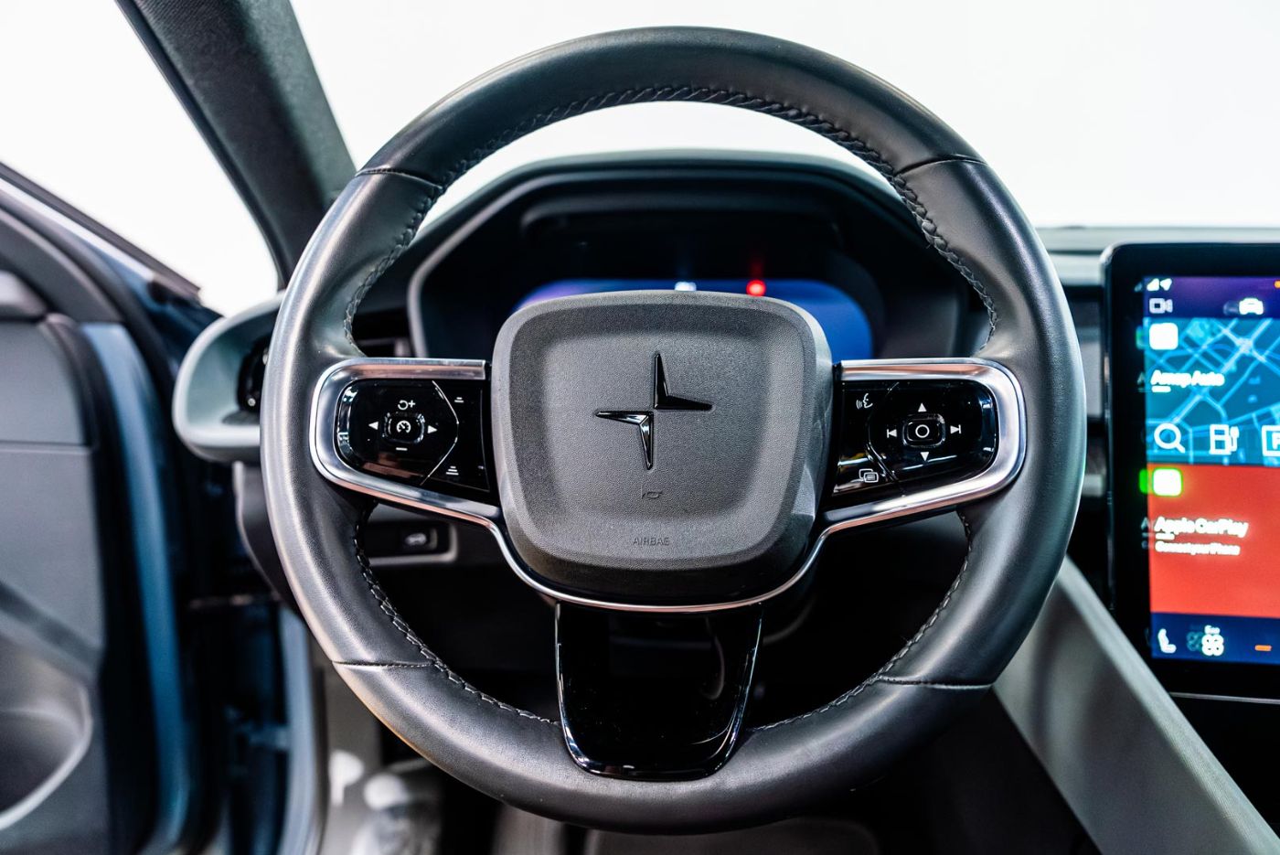 Polestar Polestar 2 gallery image 1