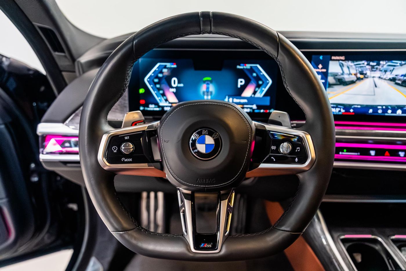 BMW 735i gallery image 3