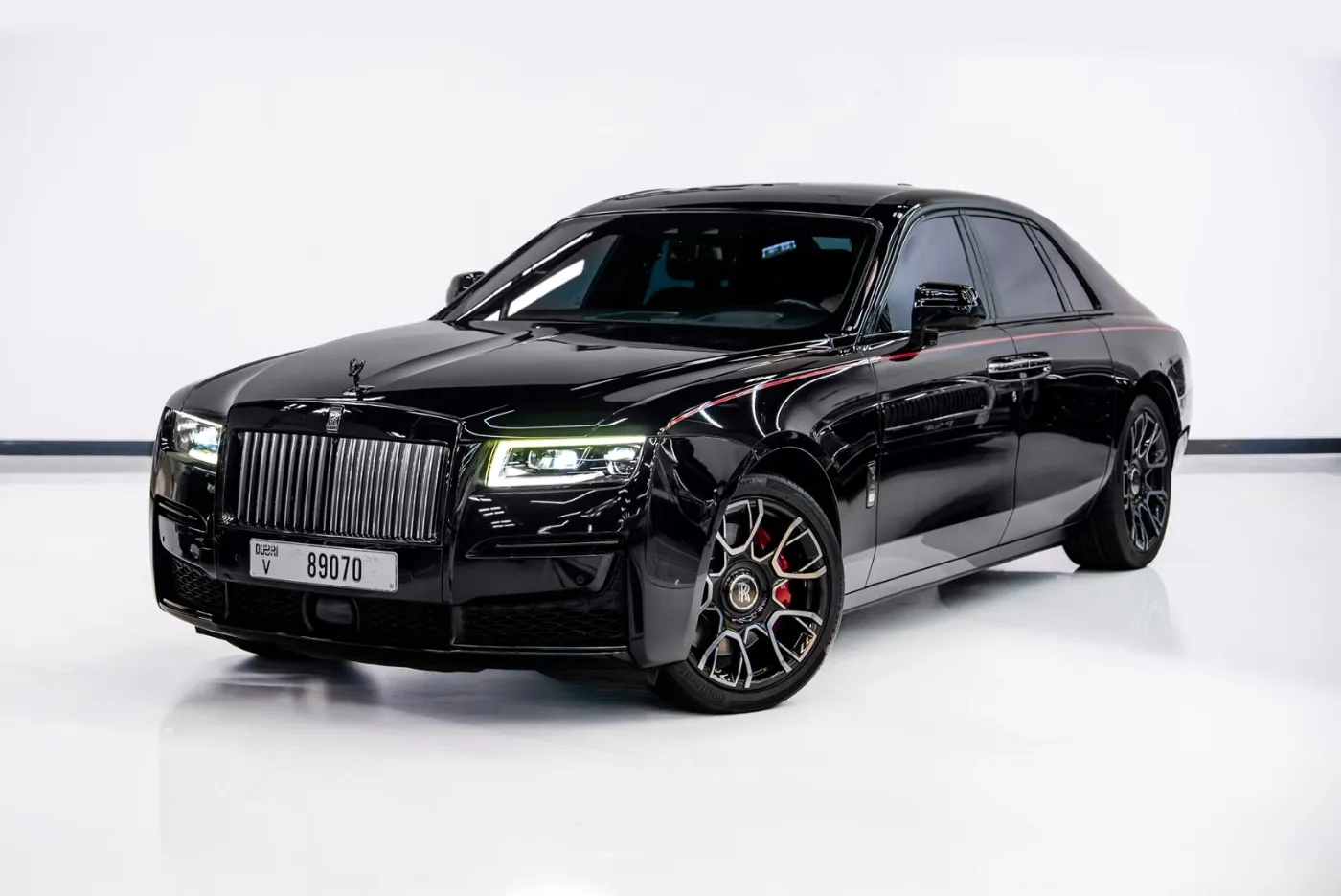 Rolls-Royce Ghost Black Badge 2022 - Image 1 Rolls-Royce Ghost Black Badge 2022 - Image 1