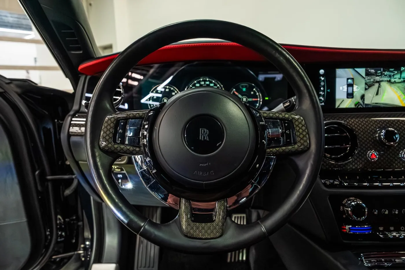 Rolls-Royce Ghost Black Badge 2022 - Image 7 Rolls-Royce Ghost Black Badge 2022 - Image 7