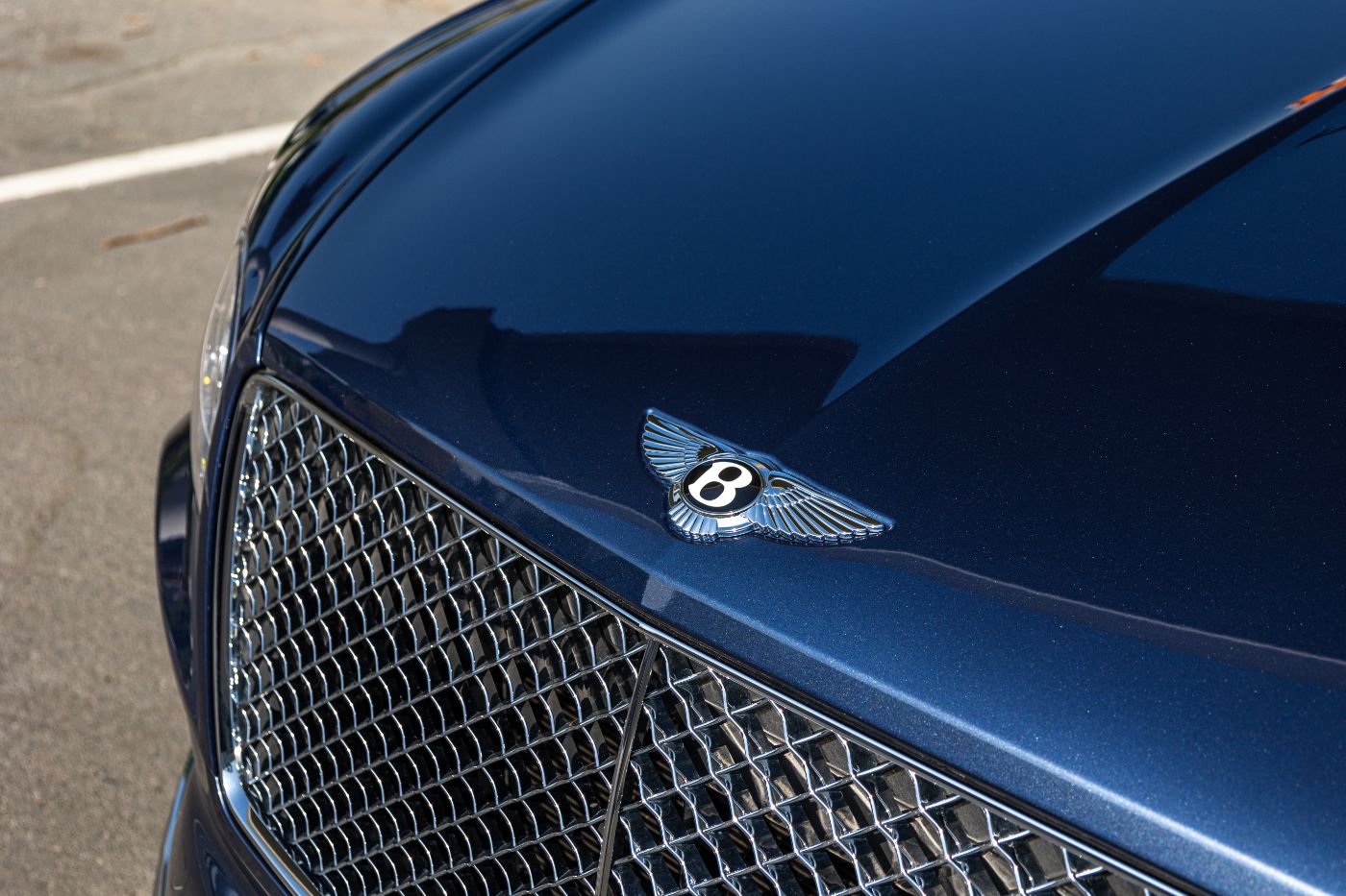 Bentley Bentayga gallery image 2