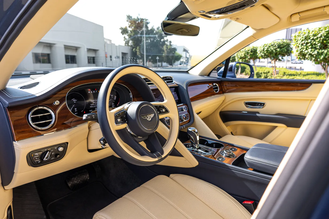 Bentley Bentayga 2024 - Image 5