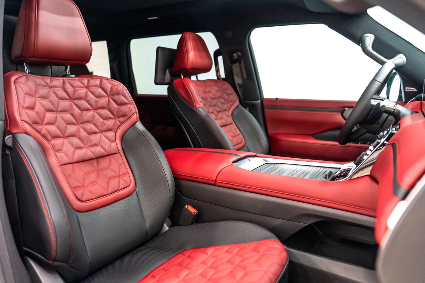 Nissan Patrol LE Platinum gallery image 1