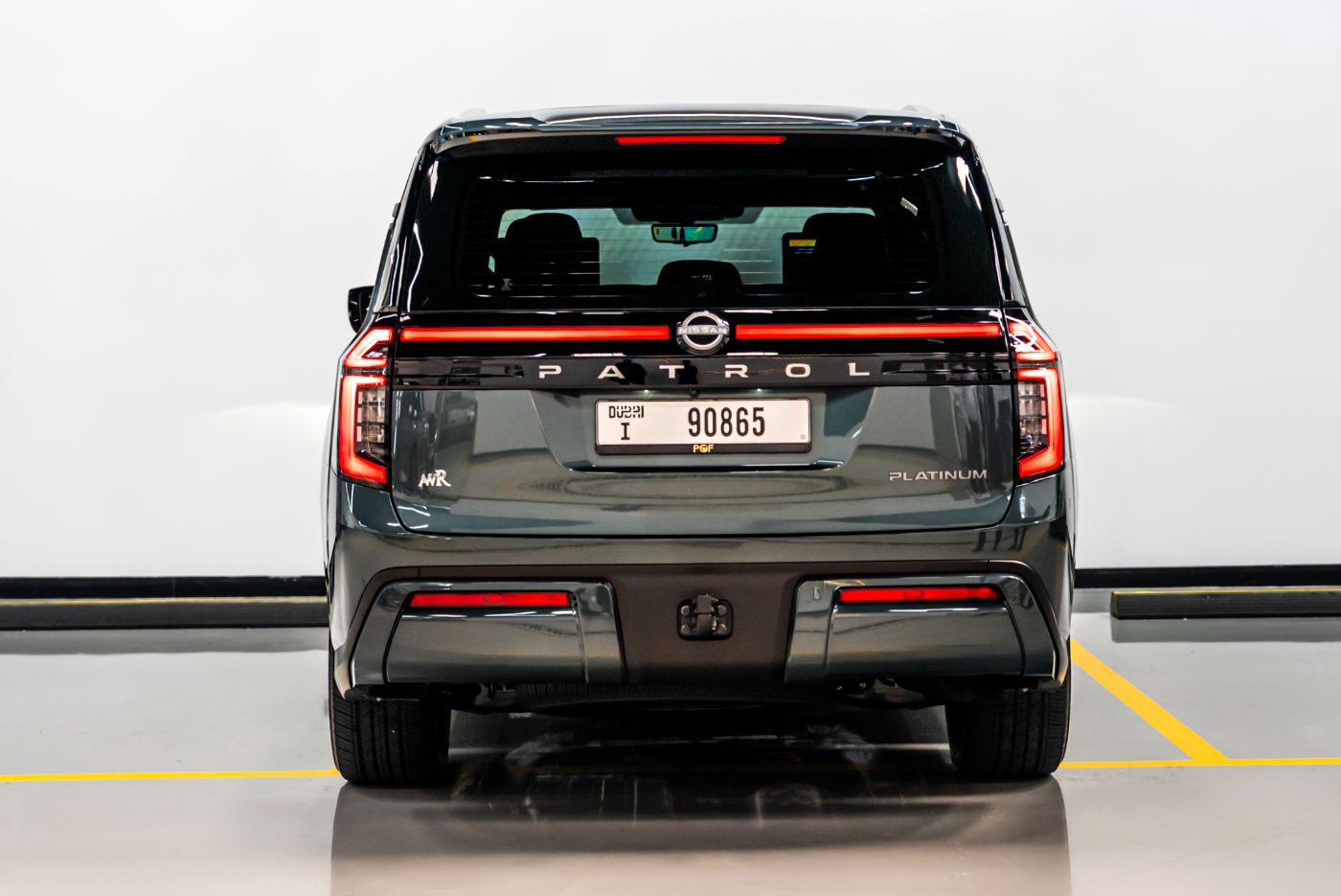 Nissan Patrol LE Platinum gallery image 5