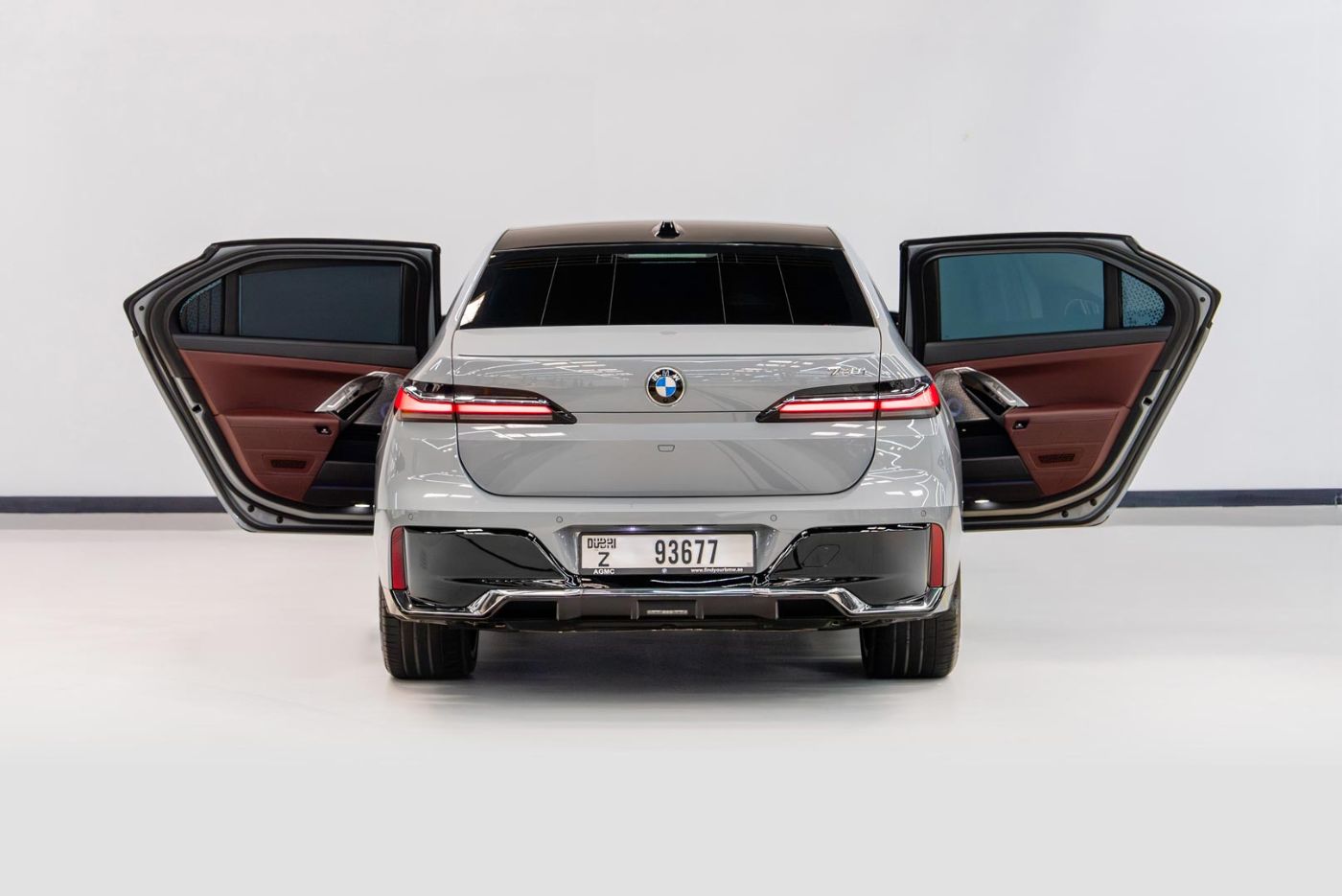 BMW 740i gallery image 5