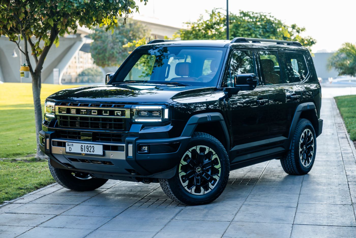 Jetour G700 Flagship luxury car rental in Dubai