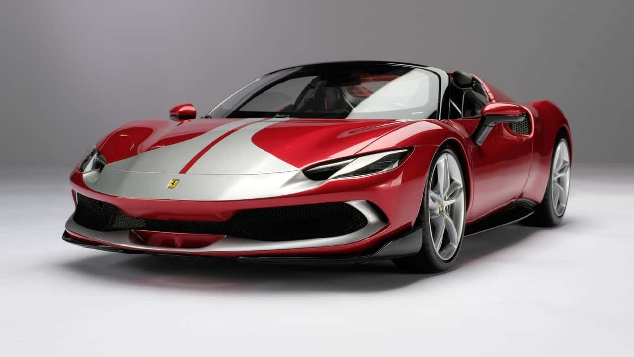 Ferrari 296 GTS Spider gallery image 1