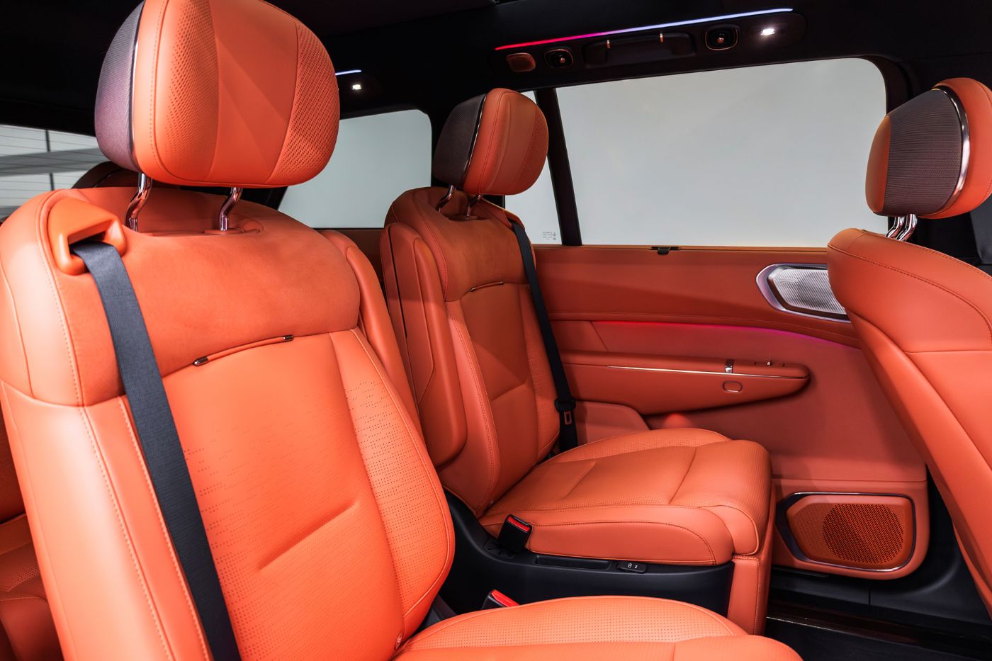 Lynk & Co 900 gallery image 9