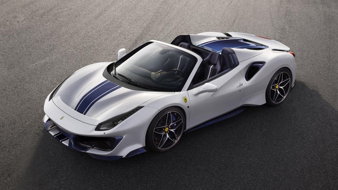 Ferrari 488 Pista Spider gallery image 1